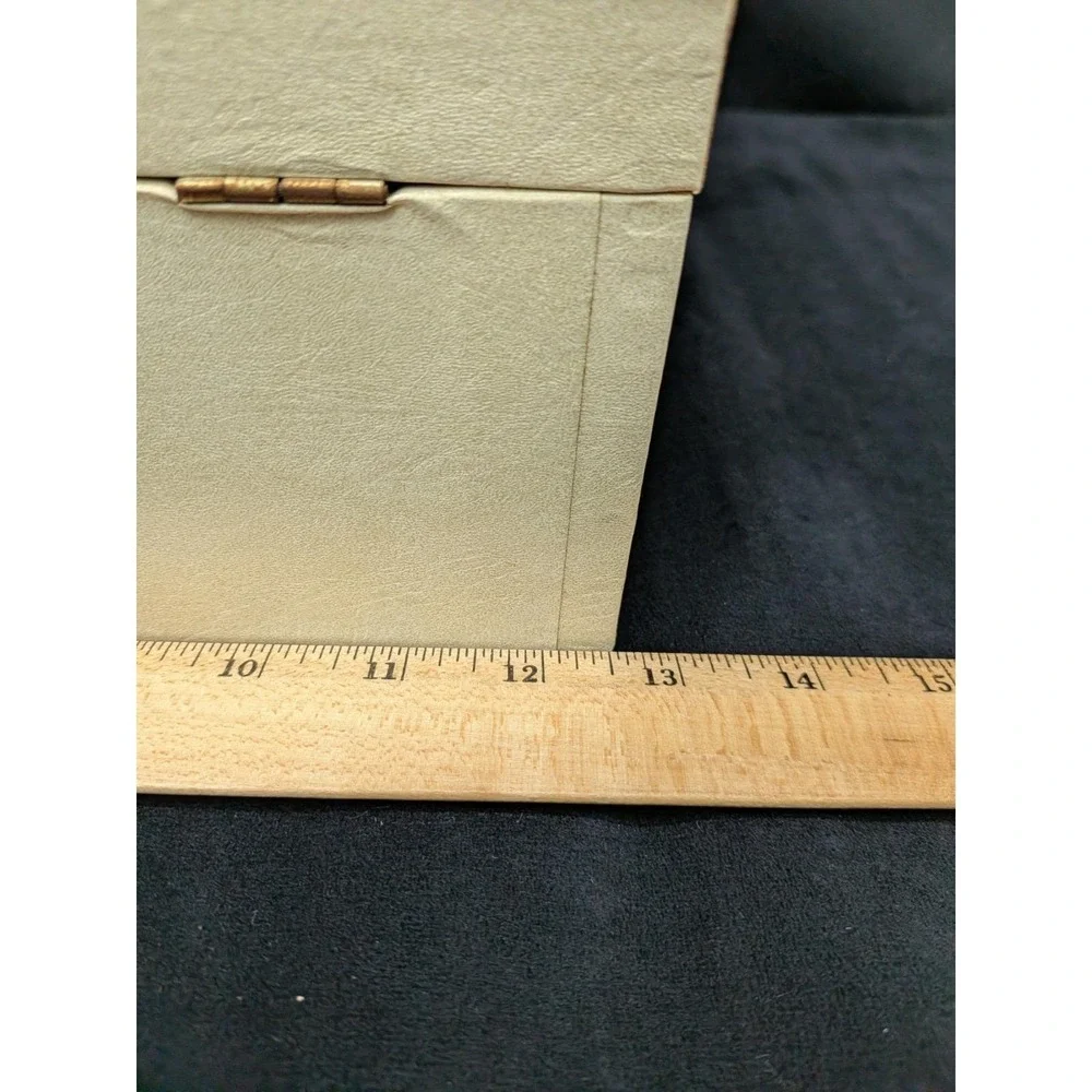 Vintage 50's 60's Beige Cream Jewelry Box 4 Tiers Accordion Style Red Velvet
